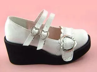 Antaina~Sweet Lolita Shoes Lace Heart Platform Shoes in Plus Size