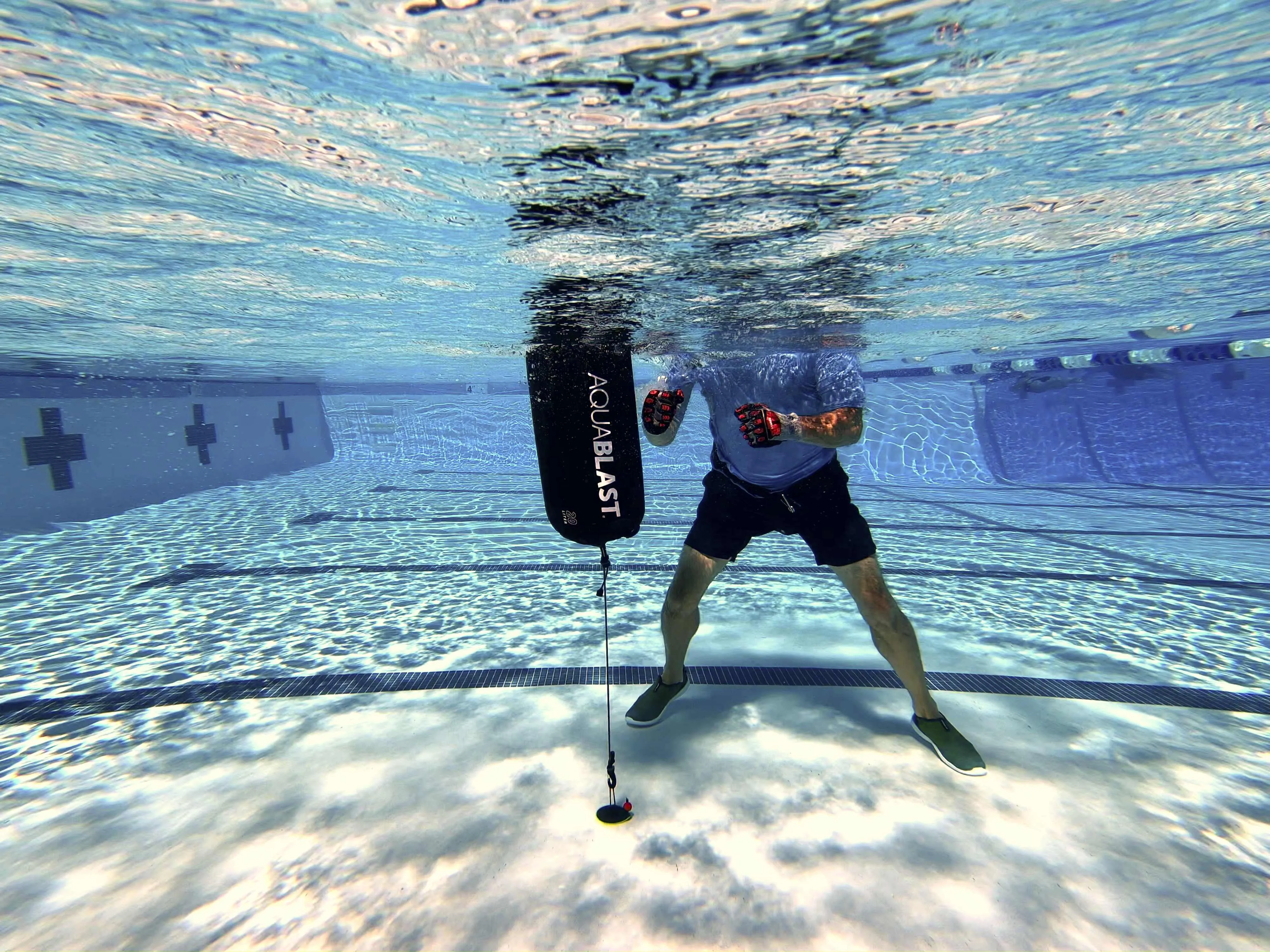 AquaBLAST 20 Liter V2 with Suction Tether System