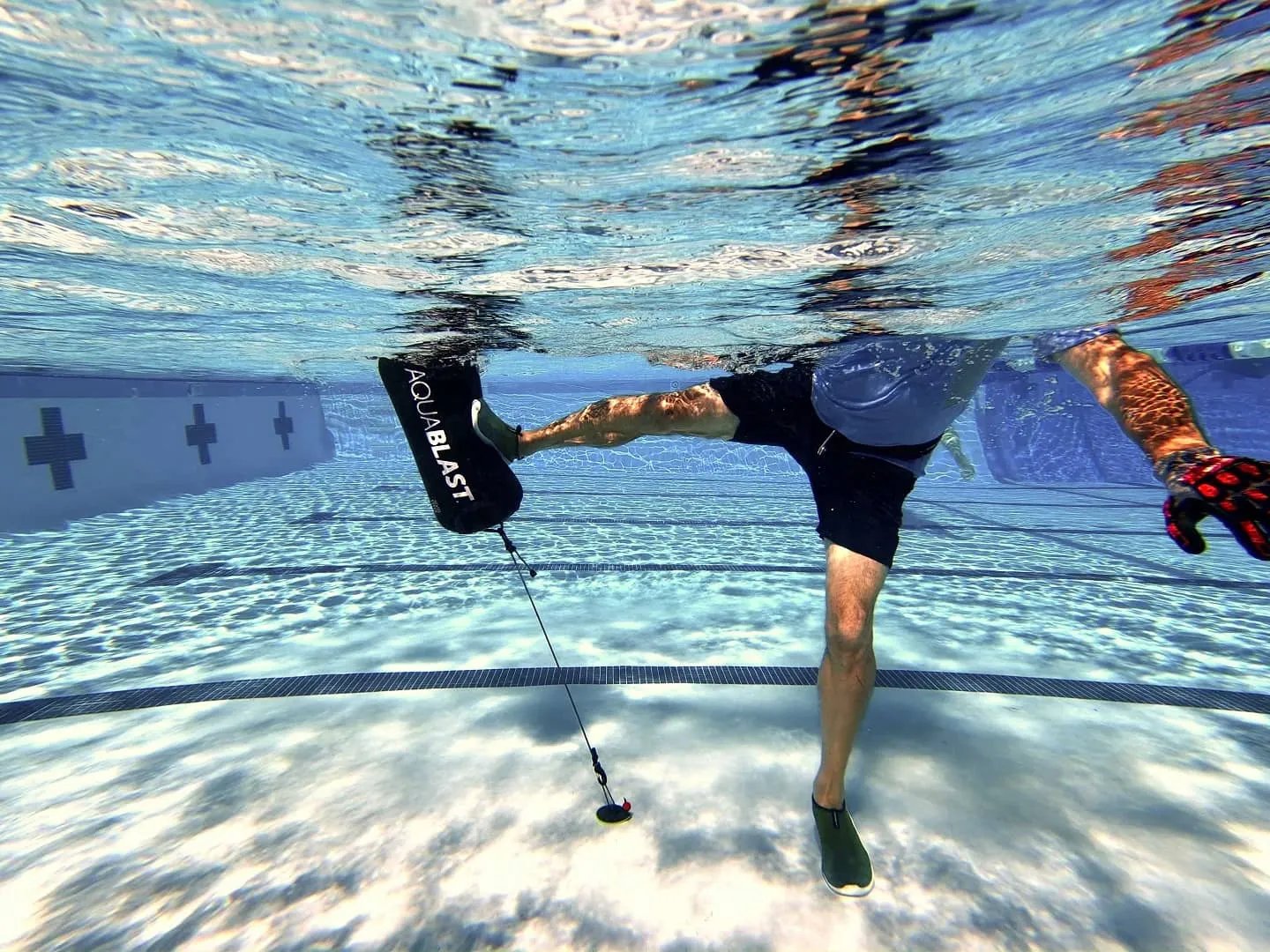 AquaBLAST 20 Liter V2 with Suction Tether System