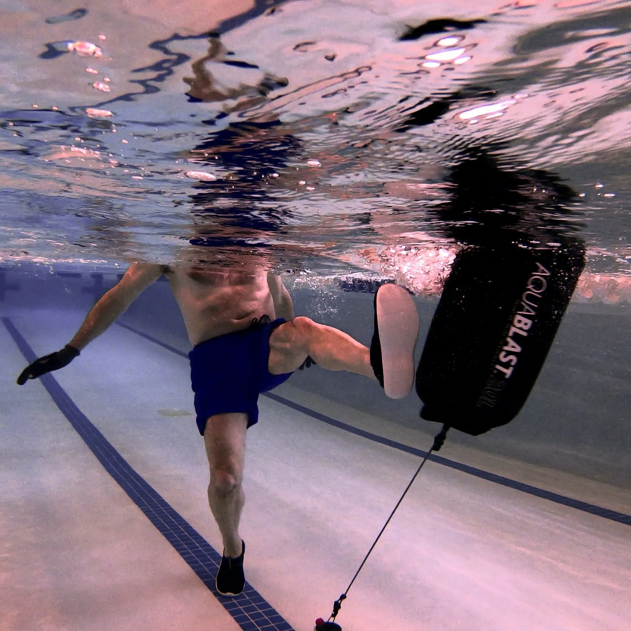 AquaBLAST 20 Liter V2 with Suction Tether System