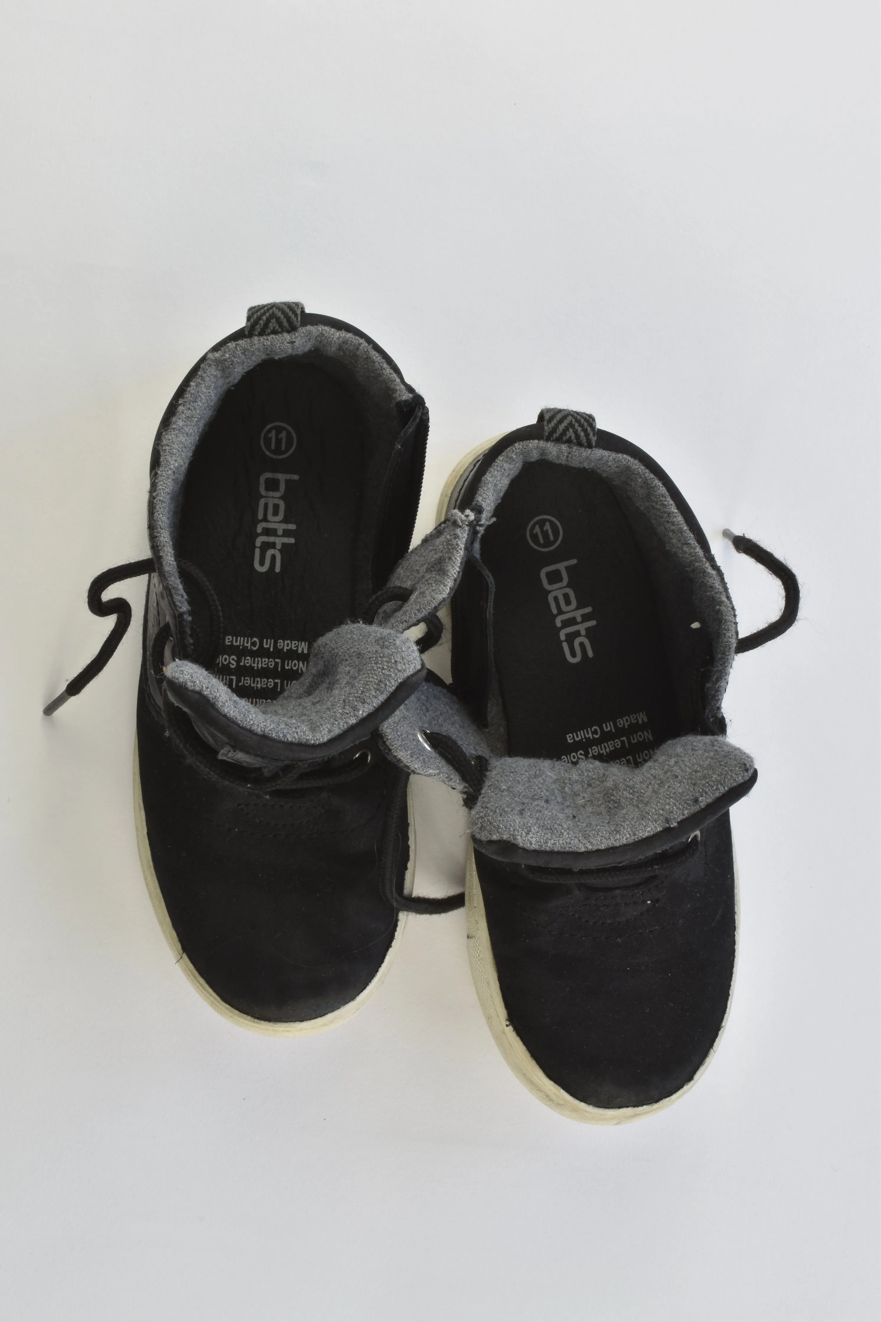 Betts Size 11 Shoes