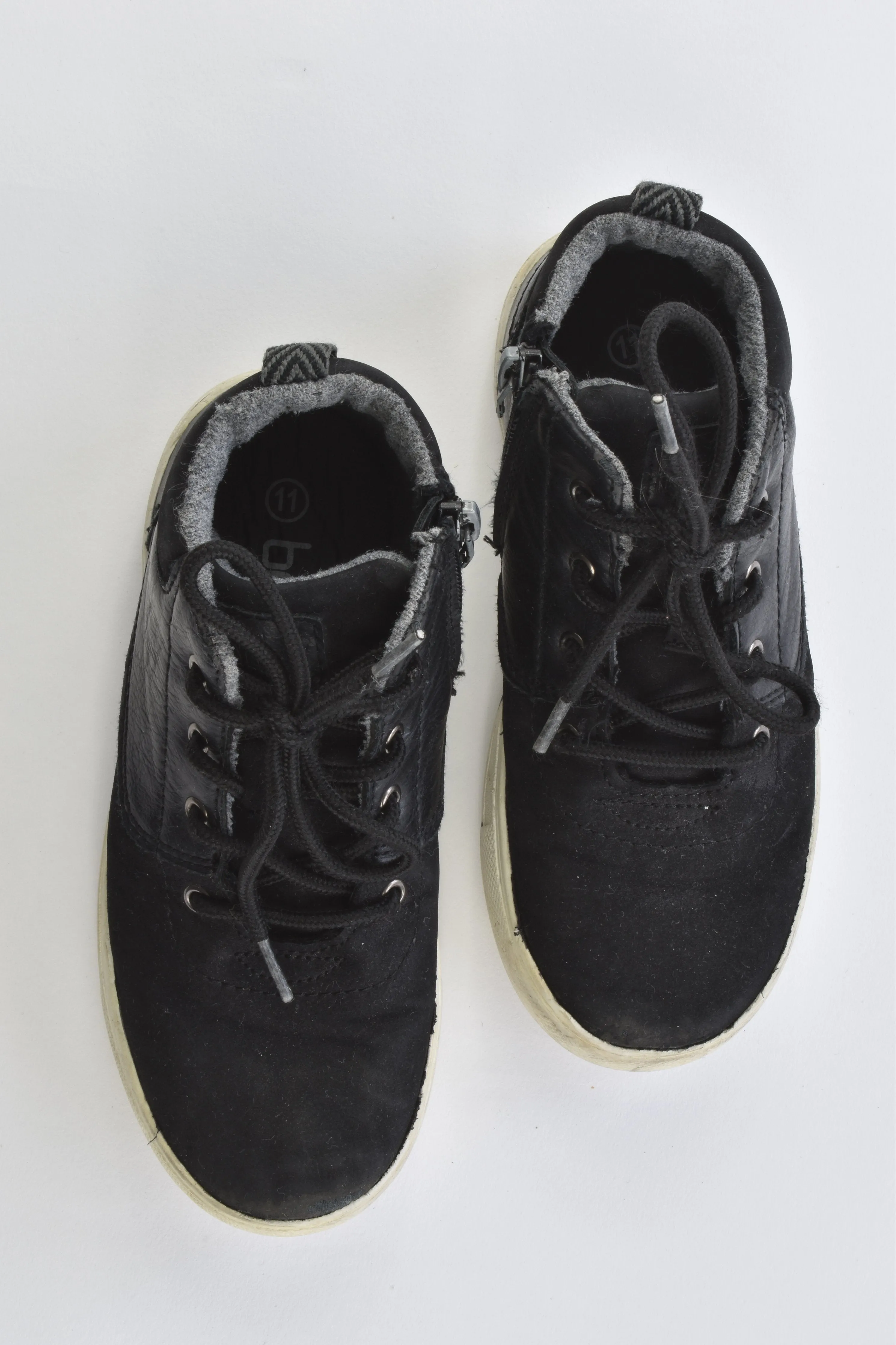 Betts Size 11 Shoes