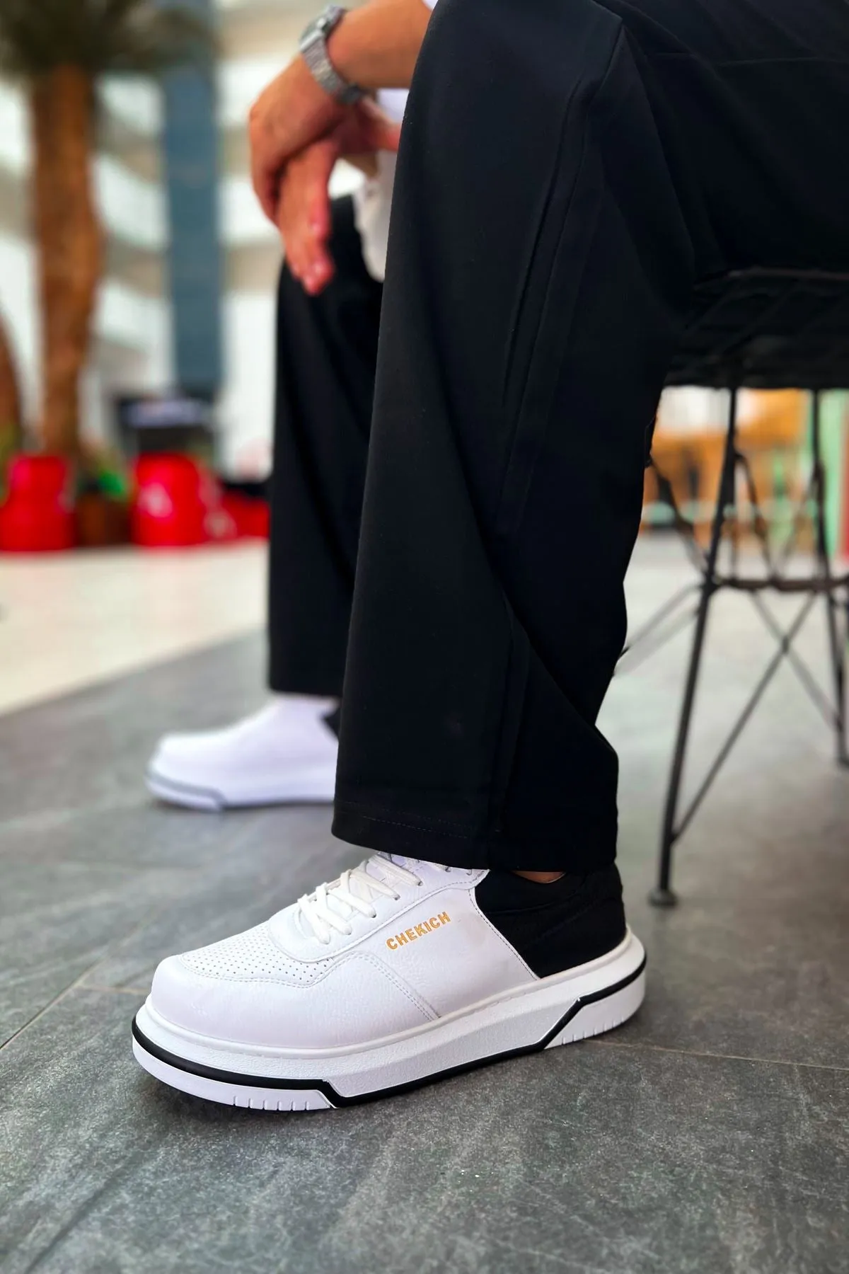 CH075 Men's Unisex White Casual Sneaker Sports Shoes