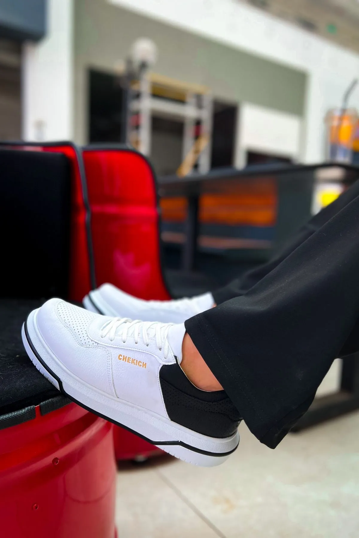 CH075 Men's Unisex White Casual Sneaker Sports Shoes