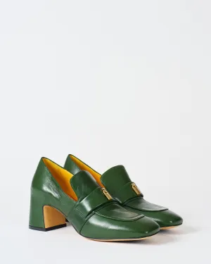 lock heel loafer
