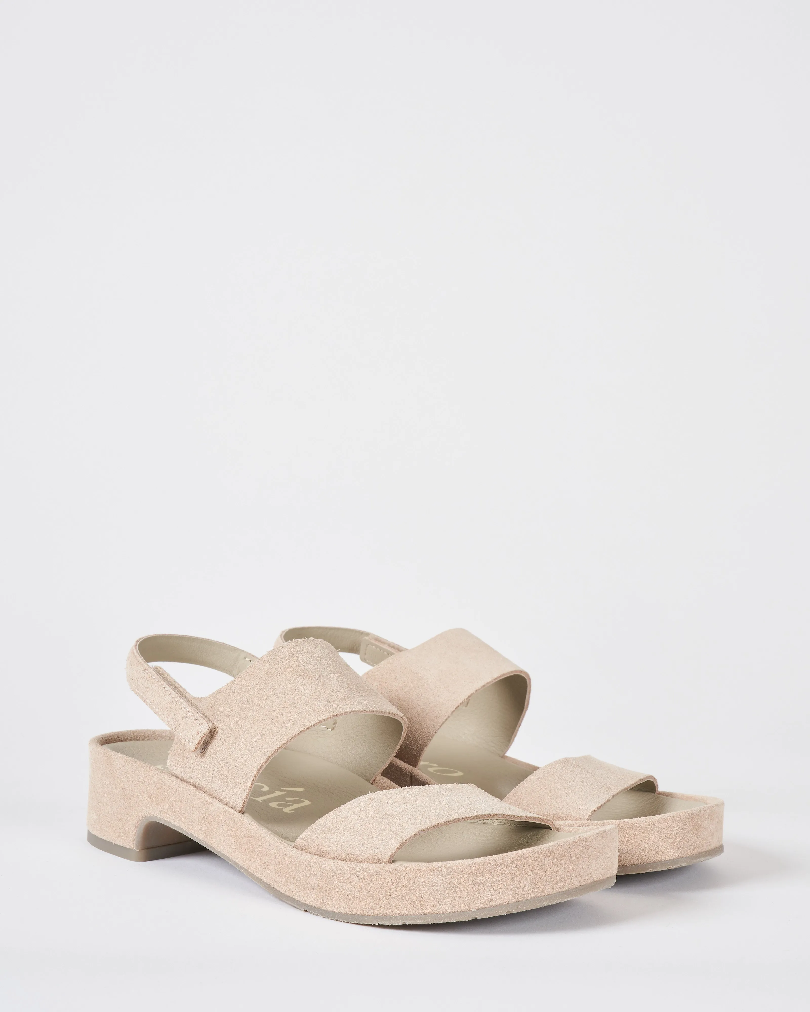 lory sandal
