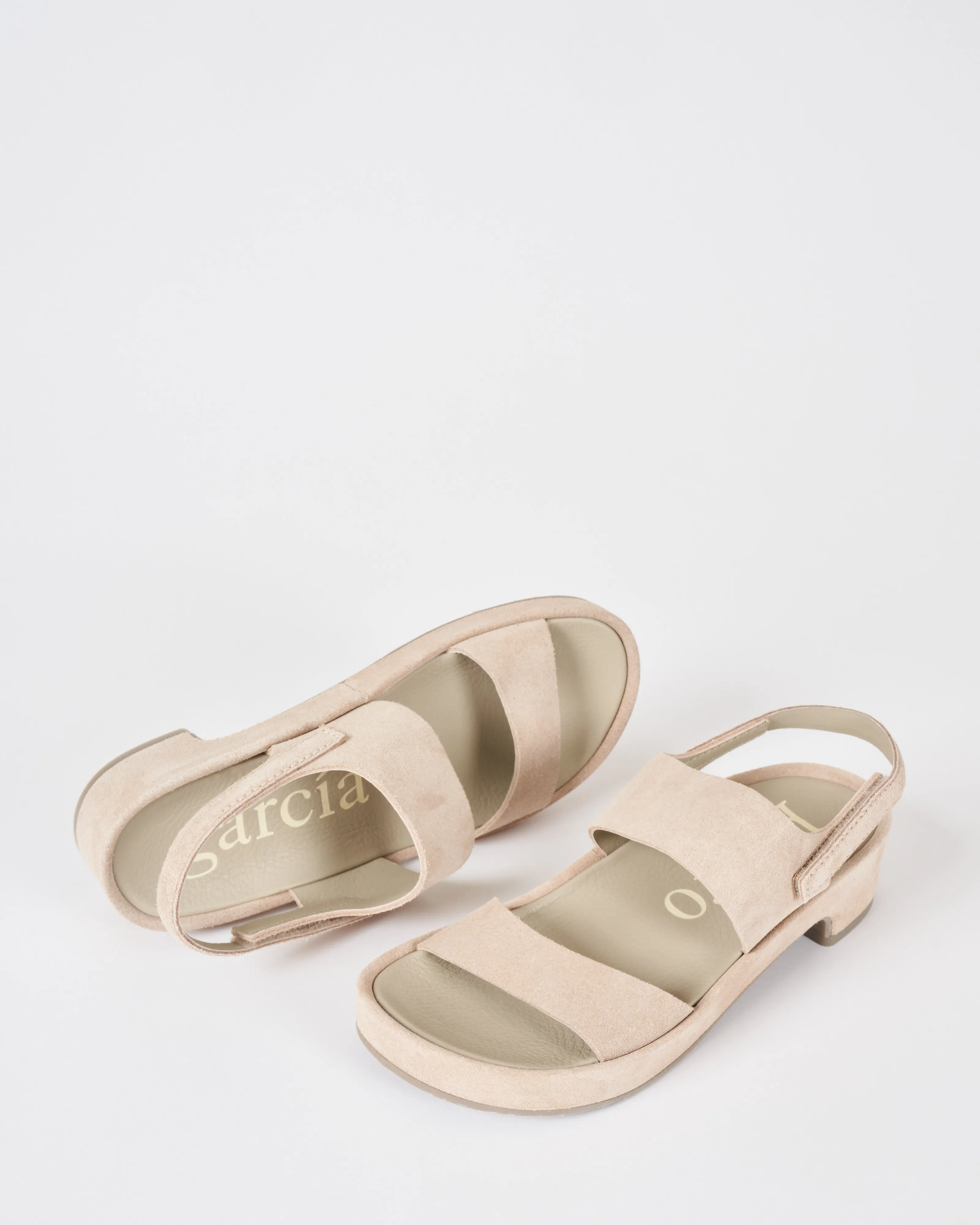 lory sandal