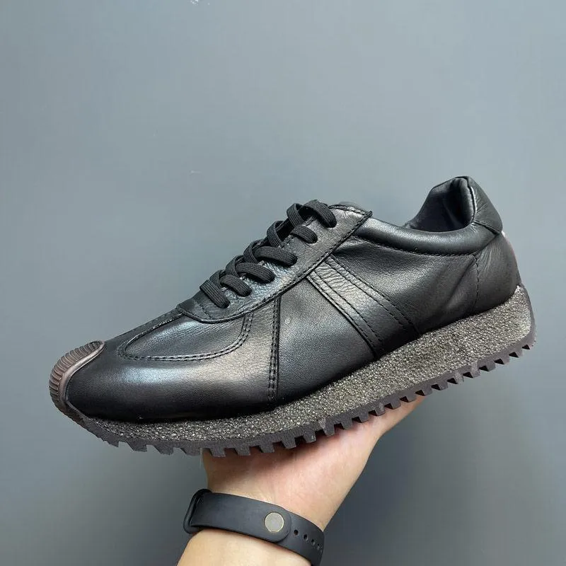 Men's retro genuine leather lightweight sports casual shoes