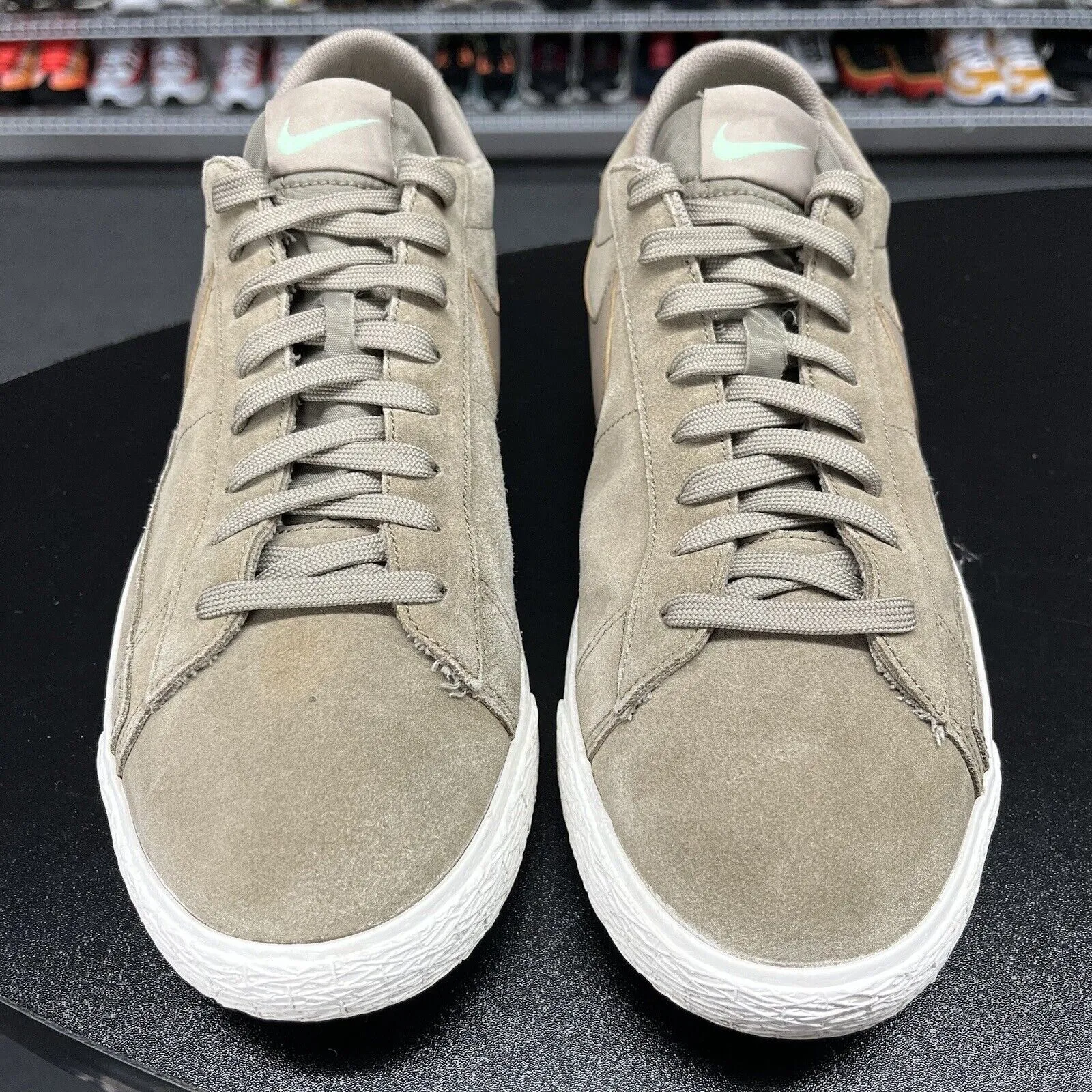 Nike Men's Blazer Low Khaki Fresh Mint 371760-208 Size 12
