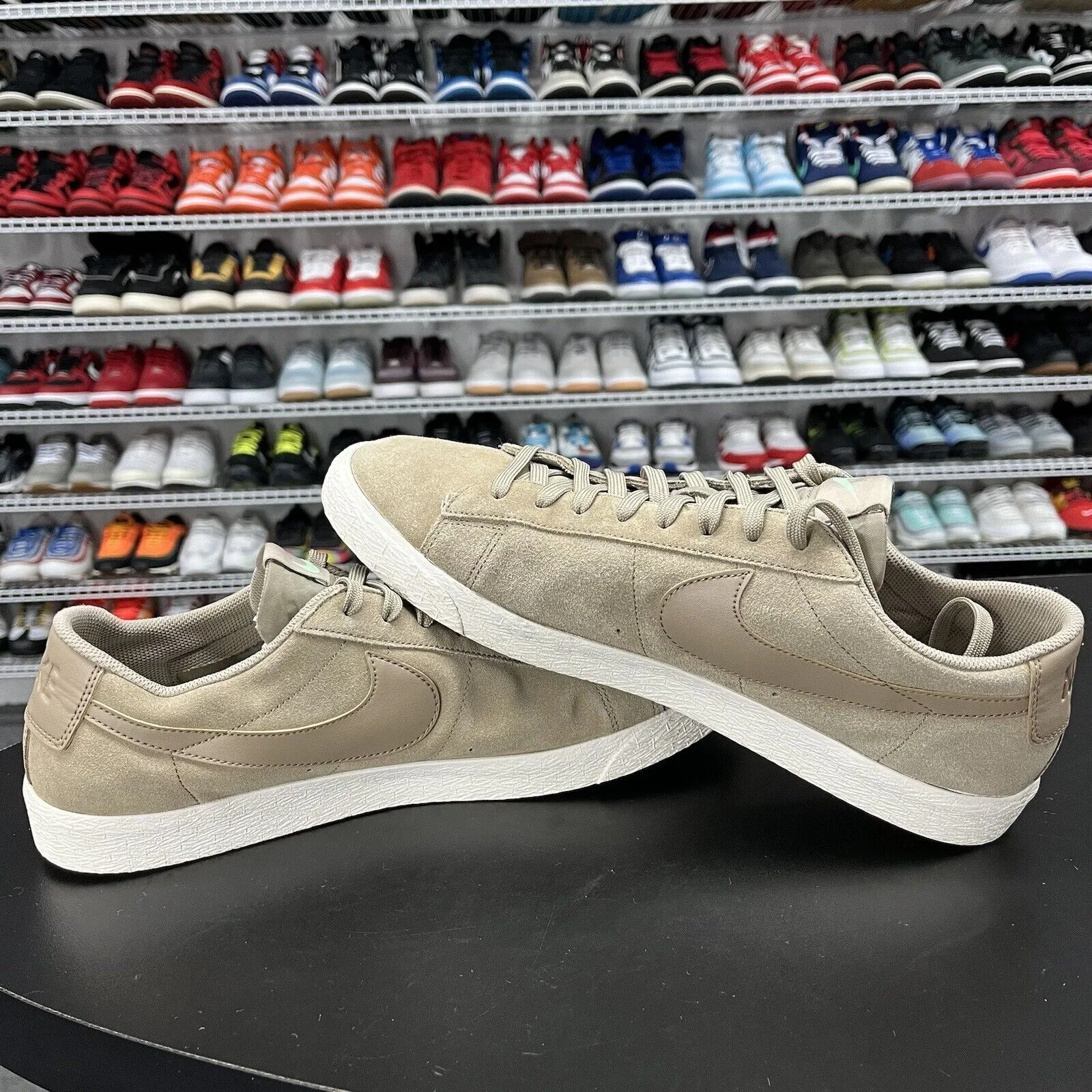 Nike Men's Blazer Low Khaki Fresh Mint 371760-208 Size 12