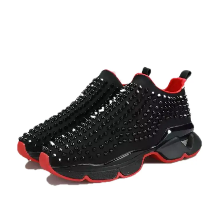 Rivet Slip-On Round Toe Casual Sneakers
