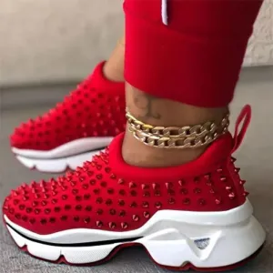 Rivet Slip-On Round Toe Casual Sneakers
