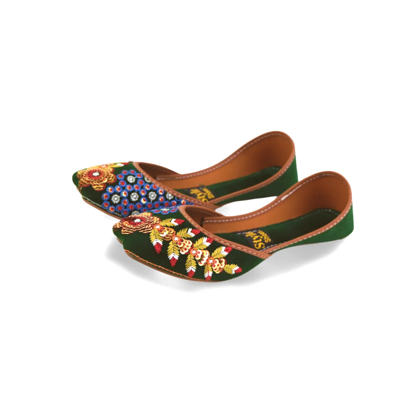 Stylish Velvet Embroidered Khussa for Girls - Traditional Pakistani Footwear with a Modern Twist - 03Khu