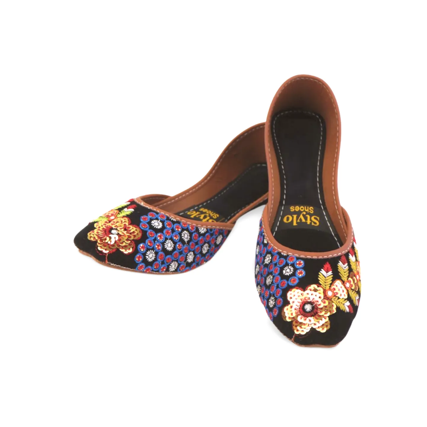 Stylish Velvet Embroidered Khussa for Girls - Traditional Pakistani Footwear with a Modern Twist - 03Khu