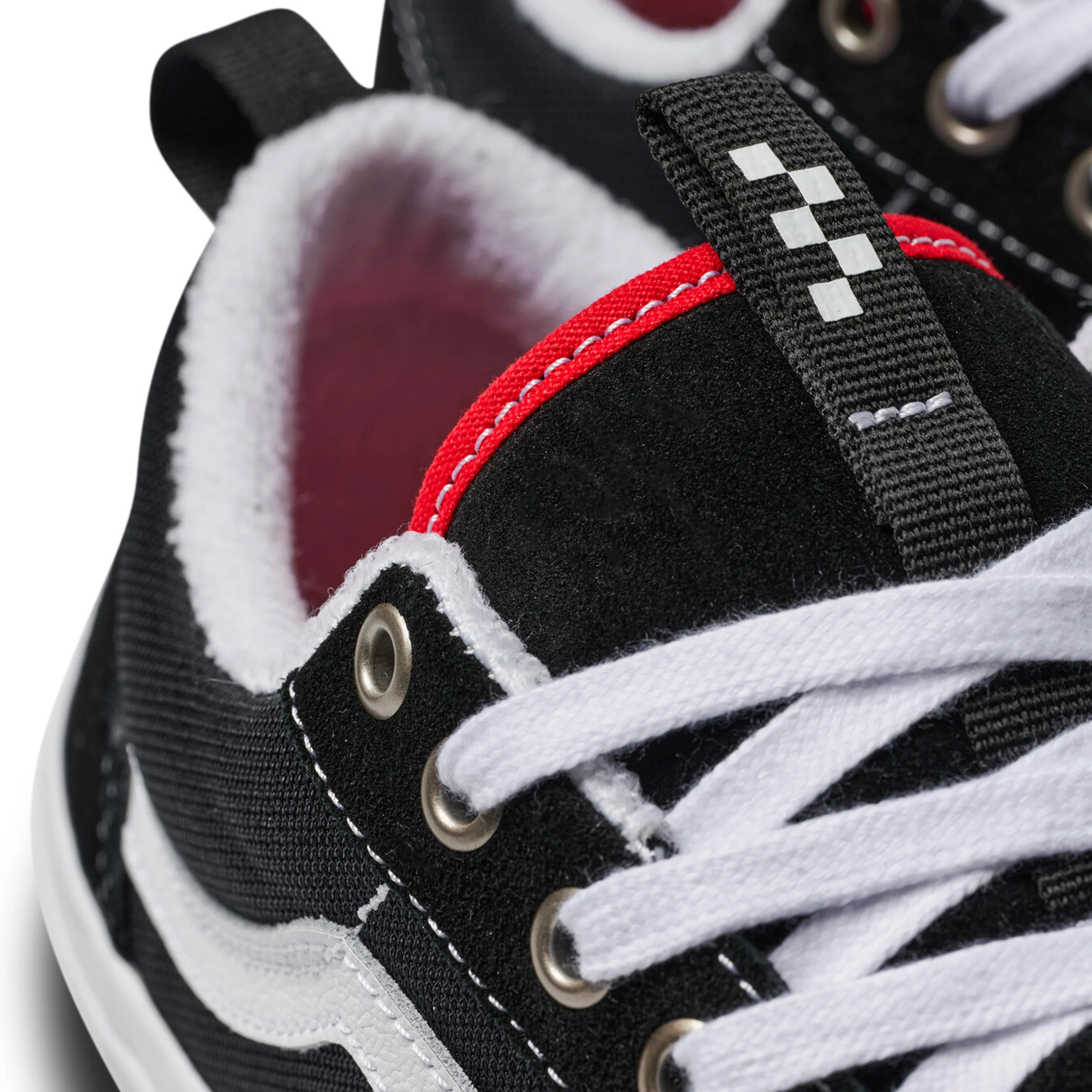 VANS SKATE OLD SKOOL 36  BLACK / WHITE
