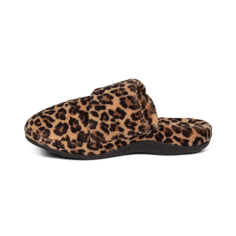 WOMEN'S AETREX MANDY SLIPPER | LEOPARD